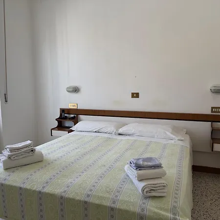 Andreucci فندق تْشيانشانو  تيرمي